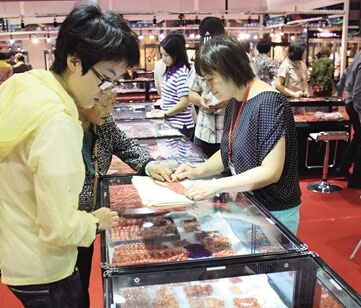 台湾红珊瑚珠宝文化内蒙古交流博览会正在举行