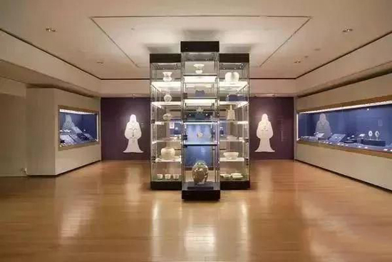 “大邦之梦——吴越楚玉器·青瓷”在苏州博物馆举行
