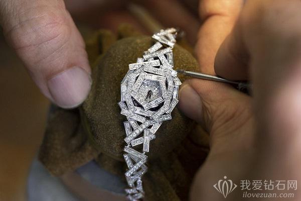 格拉夫Graff推出独一款钻石珠宝腕表——Threads