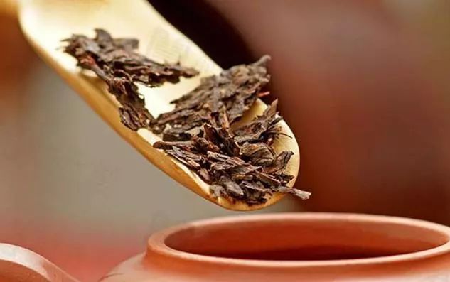 茶叶也能成“古董” 收藏家一“红茶”卖880万