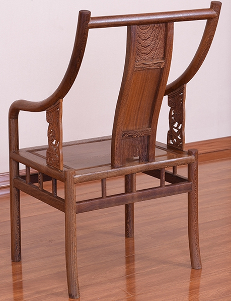 “曦轩阁鸡翅木围椅”红木家具的价格