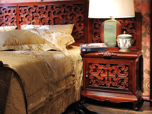“允典红木双人床”红木家具的价格